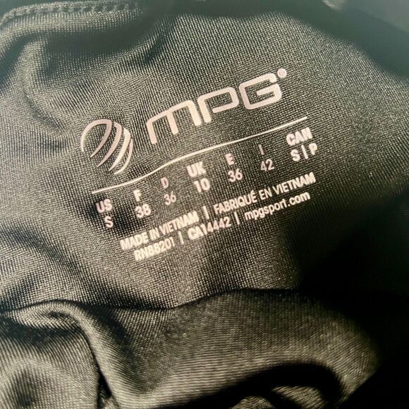 MPG Women's Small Black Gray Camo Lined Running Athletic Workout Shorts - Picture 5 of 6